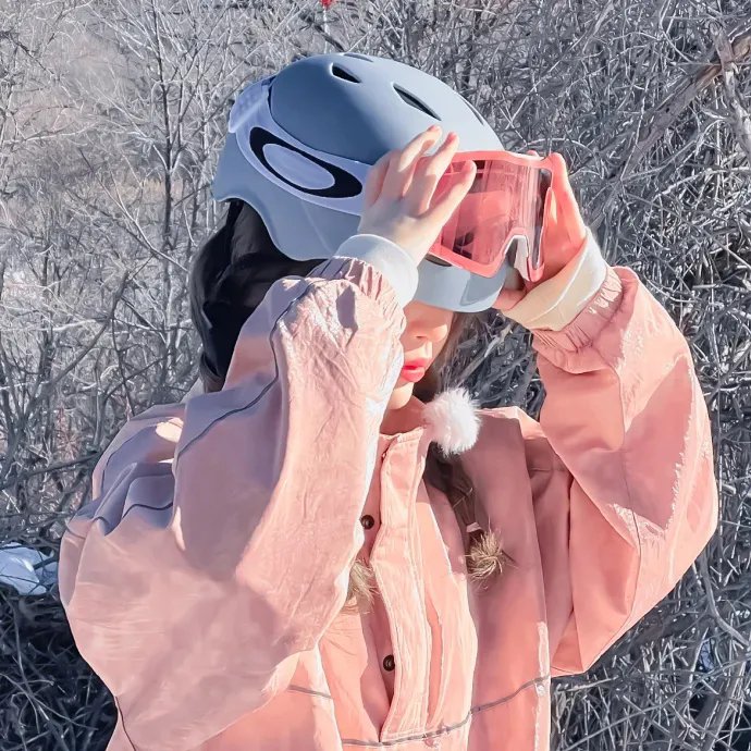 美女与液体人